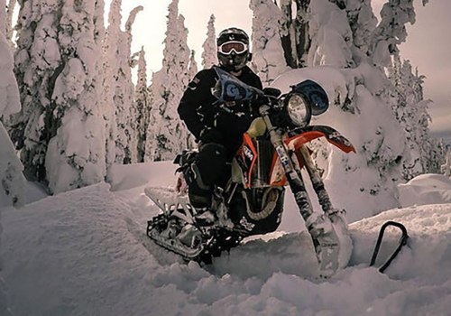 How to Safely Free Your Motorcycle or Snowmobile from Snow